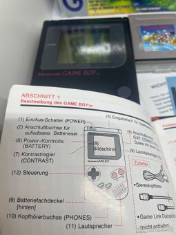 Nintendo 1989 Gameboy Black - 13