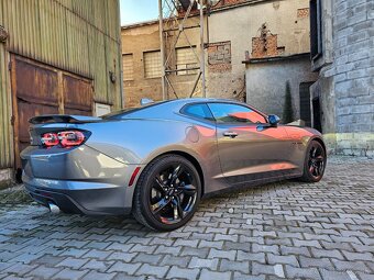 Chevrolet Camaro 6.2L 2SS od nova v EÚ DPH ladený výfuk - 13