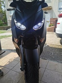 Yamaha Xmax 300 - 13