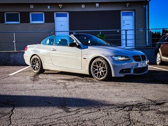 BMW E93 335i Biturbo - 13