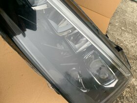 predni led svetla xenon skoda scala levy pravy - 13