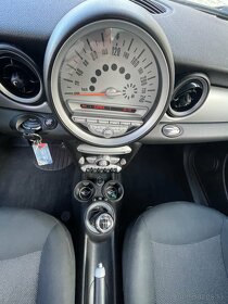 Mini Cooper 1.6 - 13