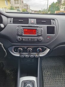 Kia rio - 13