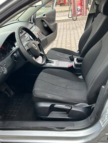 Volkswagen Passat B6 DSG 2.0TDI - 13