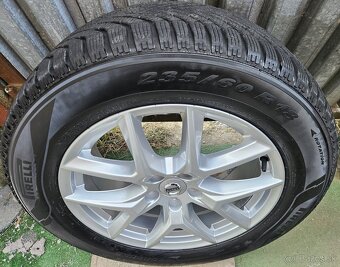 Atraktívna, orig. zimná sada VOLVO - 5x108 r17 + 235/60 r18 - 13