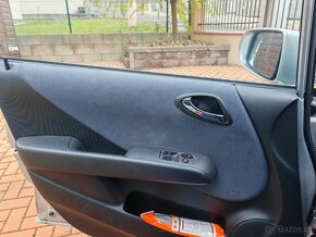 Honda Jazz 1.4 automat (CVT) šedá metalíza - 13