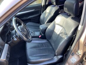 Subaru Outback 2.5i CVT LPG - 13