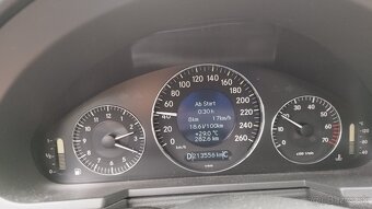 Predam velmi pekny Mercedes E211, 240 K - 13