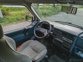 Predám VW Caravelle T4 2.4d syncro 57kw 4x4 - 13