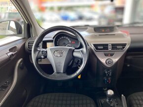 Toyota iQ 1.0 vvt-i 50kW - 13