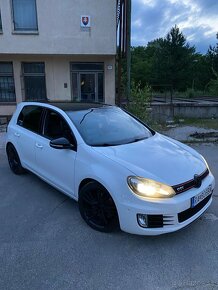 Volkswagen Golf 6 GTI 2.0tsi TOP - 13