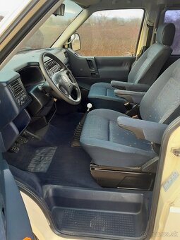 Volkswagen T4 Caravelle 2.5 TDi LR - 13