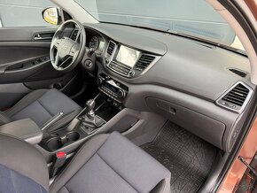 HYUNDAI TUCSON 1.6 GDI SHADOW/ 67 000 KM/ SK AUTO/ 1.MAJITEĽ - 13