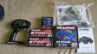 RC Auto Traxxas X Maxx 8s - 13