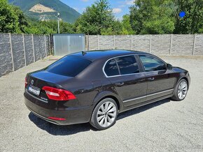 Škoda Superb 2.0 TDI CR 4x4 170k Ambition DSG - 13