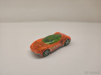 Autíčka Hot Wheels 1:60 - 1:64 - 13