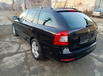 Škoda Octavia Combi 2.0 TDI CR MODEL 2013 - 13