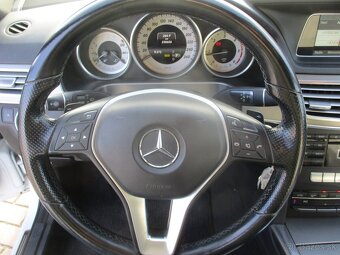 MERCEDES E250 BlueTEC 4-Matic Avantgarde 12/2013 - 13