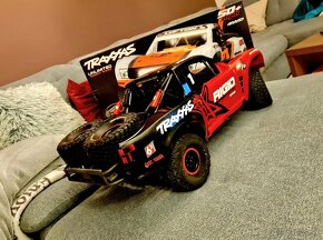 Traxxas UDR 1:8 4x4 6S - 13