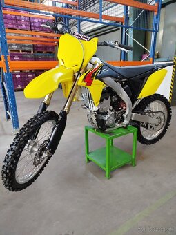 SUZUKI RMZ 250 ULOZENKA - 13