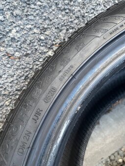 225/45 R18 a 255/40R18 - 13