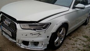 Audi A6 Allroad 3.0 TDI 320k quattro tiptronic Havarovane - 13