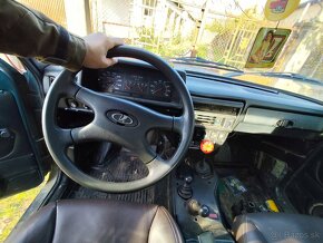 Lada niva 1.7i 2005 - 13