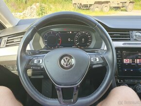 Predám Volkswagen Passat R-LINE 2.0Tdi 4x4 VIRTUAL,ALCANTARA - 13