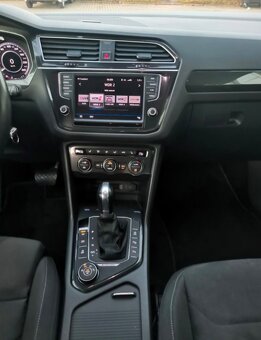 VW Tiguan 2.0 TDI 140kw DSG 4Motion Virtual Cockpit R-Line - 13