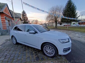 Audi Q7 50 TDI 286PS Nafta + HEV Hybrid Quattro - 13