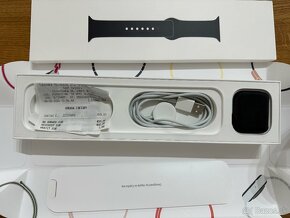 Apple Watch 5 (44mm) - 13