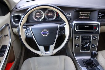 Volvo V60 DRIVe Summum - 13