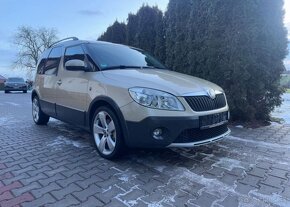 Škoda Roomster Scout Panorama 1,6 TDi Tažné nafta manuál - 13