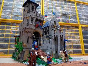 Lego MOC Castle - 13