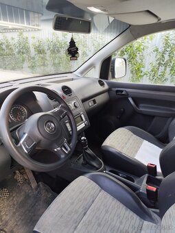 Volkswagen CADDY 1,6 TDI 2013 - 13