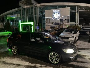 Škoda Octavia 2.0 TDI CR RS FULL VÝBAVA - 13