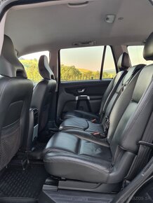 Volvo XC90 2.4 D5 7 miestne - 13