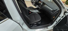 Renault Laguna 3 Grandtour 2.0 dCi 127 kw - 13