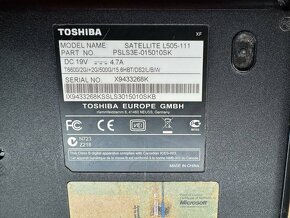 Predám pokazený notebook na náhradné diely zn.TOSHIBA L505 - 13