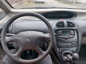 Citroen Xsara Picasso 2.0 HDI - 13