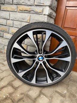 Originál BMW STYLE 599 + pneumatiky PIRELLI P ZERO E - 13