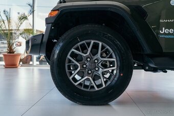 Jeep Wrangler 2.0 PHEV Sahara 4xe A/T - 13