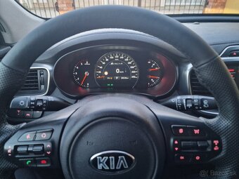 KIA Sorento 2.2 CRDi  4x4 Platinum A/T 12-2017 - 13