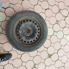 zimne gumy na diskoch 215/55R16 - 13