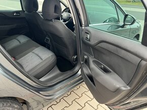 Citroen C4 1.6 HDi 82kw digi klima, 6 rychlosti - 13