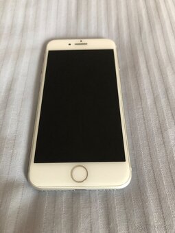 Apple iPhone 8 White - 13