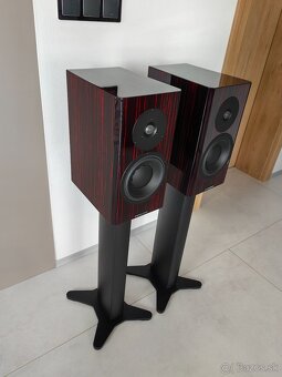 Dynaudio Special Forty Black Vine vysoký lesk - 13