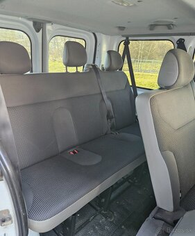 Opel Vivaro Passenger 2.0 84KW 2013 9 miest - 13