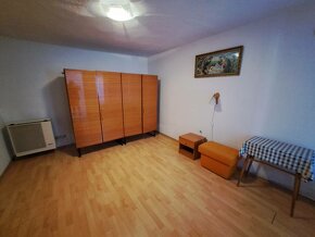 Predáme 4,5 izbový rodinný dom, pozemok 1953 m2, Nevidzany - 13