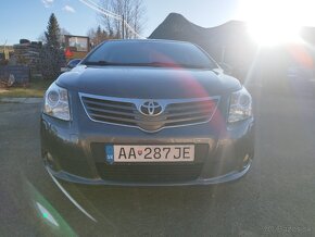 Toyota Avensis - 13